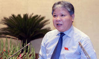 Muốn chuyển đổi giới tính phải… chờ luật