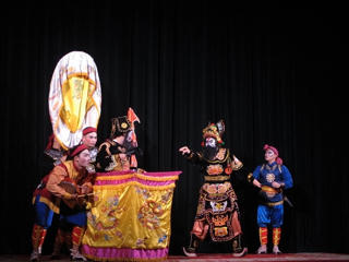 Trải nghiệm nghệ thuật Tuồng truyền thống