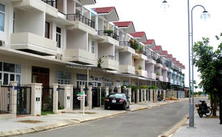 Cày cuốc cả đời cũng không mua nổi căn hộ chung cư