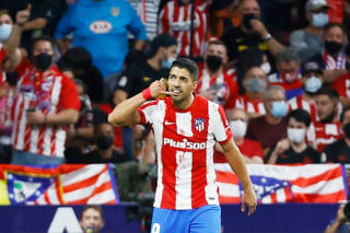 Suarez khiến Barca ‘ôm hận’ trước Atletico, HLV Koeman chỉ chờ bị sa thải 