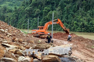 Khai thông nhiều tuyến quốc lộ, tỉnh lộ sau mưa lũ