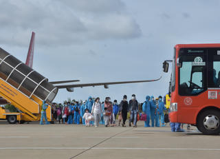 Thừa Thiên-Huế đón 149 thai phụ về quê tránh dịch