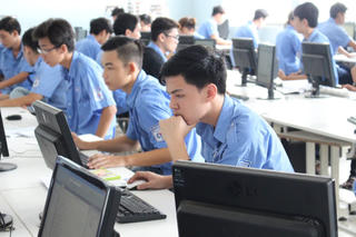 Nhân lực công nghệ thông tin: Hơn 70 % phải đào tạo lại sau ra trường