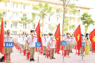 Hà Nội sẽ miễn giảm 50% học phí cả năm cho học sinh các cấp