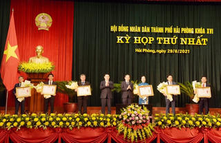 Chủ tịch Quốc hội Vương Đình Huệ dự Kỳ họp thứ nhất HĐND TP Hải Phòng