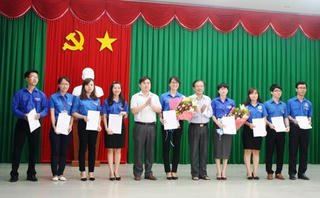 Các giảng viên trẻ phải đứng ra đấu thầu các đề tài khoa học