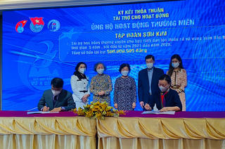 Quỹ học bổng Vừ A Dính nhận hơn 53 tỷ đồng ủng hộ