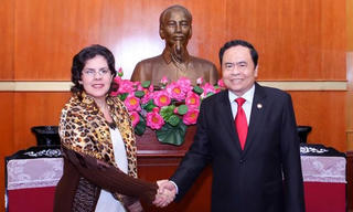 Chủ tịch Trần Thanh Mẫn tiếp Đại sứ Cuba