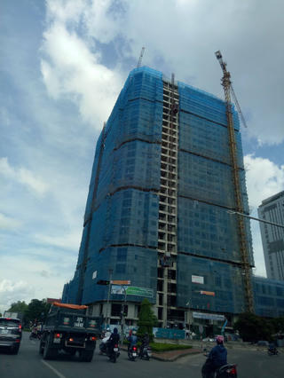 Tập đoàn T&T xây vượt tầng ở Nghệ An: Xử phạt để tồn tại!