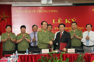 Hơn 3 năm tái lập, Ban Kinh tế Trung ương đã làm được những gì?