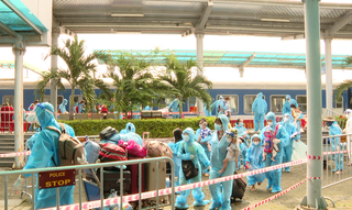 Chủ tịch tỉnh Thanh Hoá: Người dân cứ yên tâm về quê đón Tết