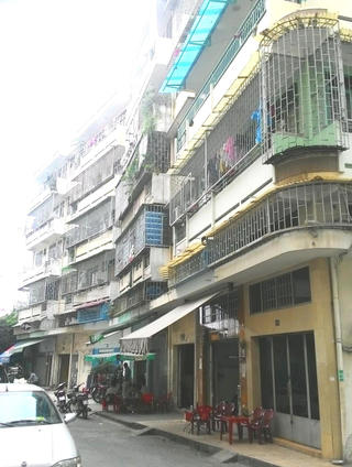 TP Hồ Chí Minh: Ổn định nơi tạm cư cho cư dân chung cư bị nghiêng