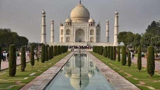 Ấn Độ đóng cửa đền Taj Mahal do thông tin đe dọa đánh bom