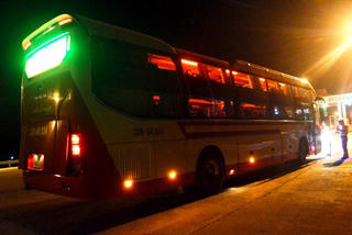 Quảng Bình: Xử phạt xe khách giường nằm chở quá 25 người so với quy định