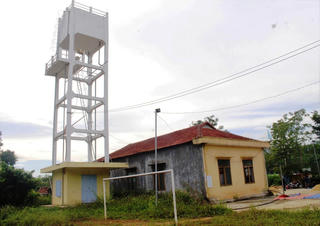 Trạm bơm tiền tỷ bỏ không