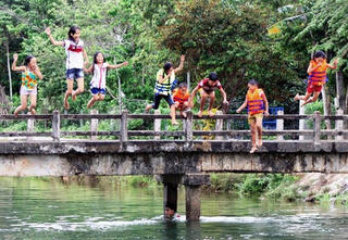 Cảnh báo nạn đuối nước ở trẻ em