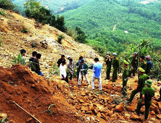Quảng Nam: Bất an tại mỏ vàng Bồng Miêu