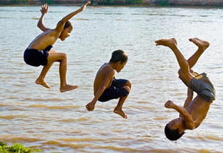 Nỗi bất an con trẻ