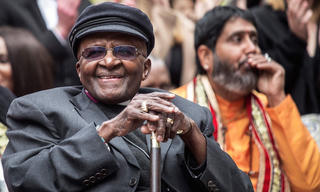 Người hùng chống phân biệt chủng tộc Nam Phi qua đời ở tuổi 90