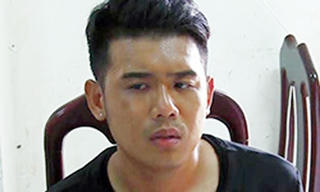 Người nước ngoài dùng ngoại tệ giả đổi tiền Việt