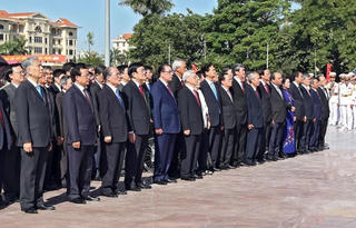 Kỷ niệm 100 năm ngày sinh Tổng Bí thư Nguyễn Văn Linh: Dù ở cương vị nào ông cũng luôn vì Đảng, vì dân