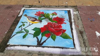 Hàng trăm nắp cống cũ kỹ thành những bức tranh 3D đẹp mắt