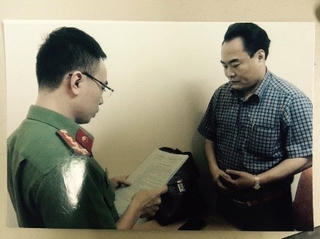 [NÓNG] bắt ông Trần Đức Trung, nguyên Chủ tịch Trung tâm hỗ trợ người nghèo