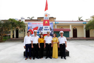 Xây dựng 25 mô hình cột mốc Trường Sa