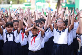 Luẩn quẩn học thêm
