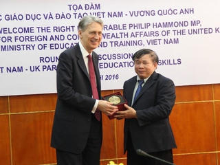 Việt Nam đề xuất Vương quốc Anh hỗ trợ 5 nội dung về giáo dục