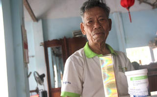 Dân tố bị lừa bán thuốc giá cao