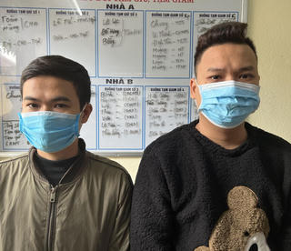 Mua bán dâm trong quán cafe chòi