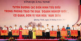 Quảng Ninh tuyên dương 161 doanh nghiệp giỏi, cơ quan, đơn vị văn hóa