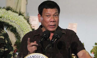 Tổng thống Philippines gọi Đại sứ Mỹ là người đồng tính