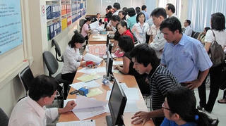 Chấn chỉnh cán bộ, chống tham nhũng, phiền hà