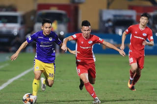 V.League lại khổ vì Covid-19