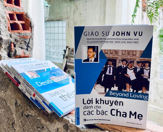 'Lời khuyên dành cho các bậc cha mẹ' ra mắt bạn đọc trong nước