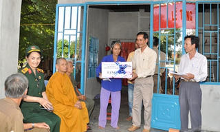 Huyện Đức Linh (Bình Thuận): Chung tay vì người nghèo