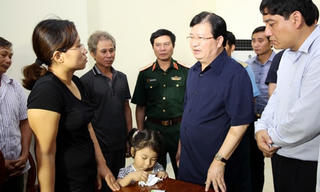 Phó Thủ tướng chia buồn với người thân liệt sĩ Trần Quang Khải