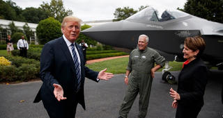 Mỹ thúc đẩy bán F-35 cho UAE