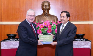 Chủ tịch Trần Thanh Mẫn tiếp Đại sứ Australia tại Việt Nam