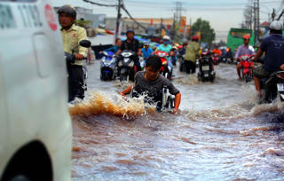 Kỳ họp thứ 5, HĐND TP Hồ Chí Minh: Sôi nổi bàn chuyện dân sinh