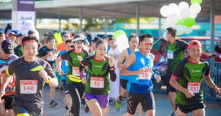 Hanoi Marathon - Heritage Race 2019 thu hút hơn 5.000 VĐV tham dự