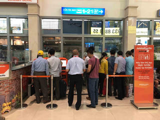 Bay Jetstar Pacific chỉ mất 30 giây làm thủ tục check-in