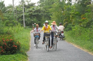Ngày chúng mình đến trường