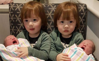 Hy hữu một gia đình có 2 cặp sinh đôi