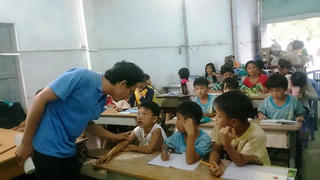 Con chữ nơi rốn lũ