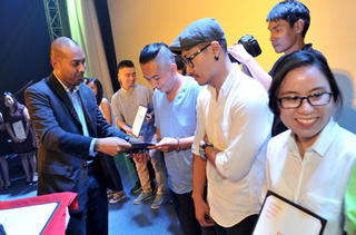 Vietjet đồng hành cùng Vietnam Young Spikes 2015