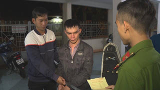 Bắt giữ đối tượng giật túi xách khiến thai phụ ngã gãy xương vai