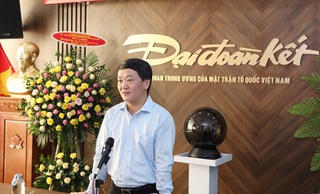 BẢN TIN MẶT TRẬN: Phó Chủ tịch - Tổng Thư ký Hầu A Lềnh dự Lễ ra mắt giao diện mới Báo điện tử Đại Đoàn Kết